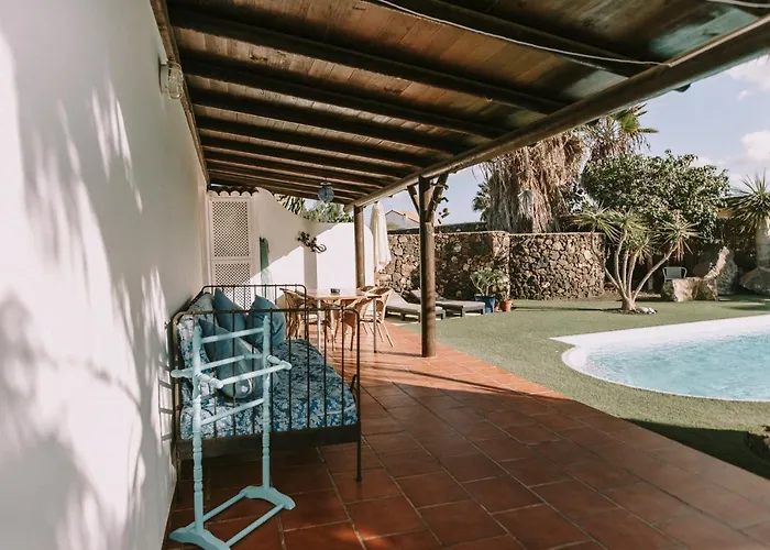 Casa Brujas * Lajares