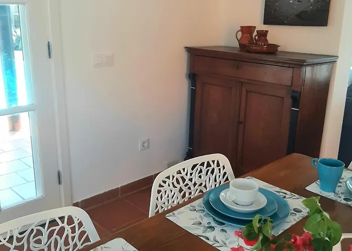 Casa Brujas Tatil Evi *